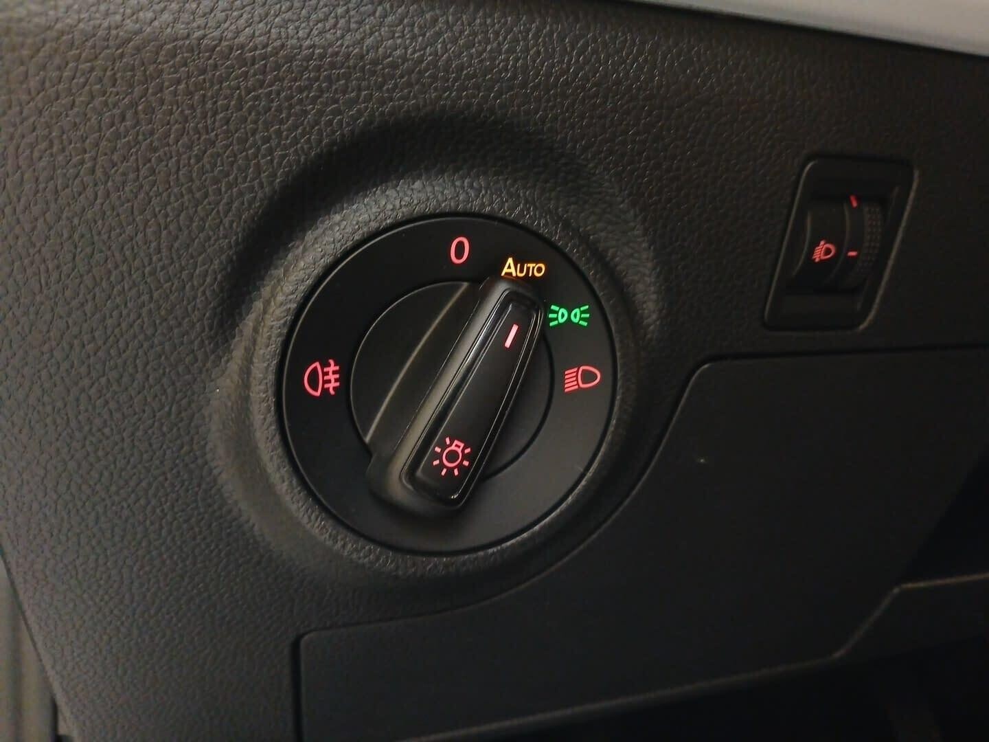 Seat Arona - zdjęcie 22