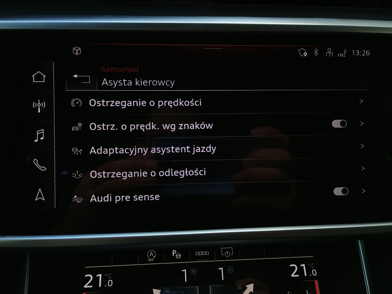 Audi A6 Avant - zdjęcie 32