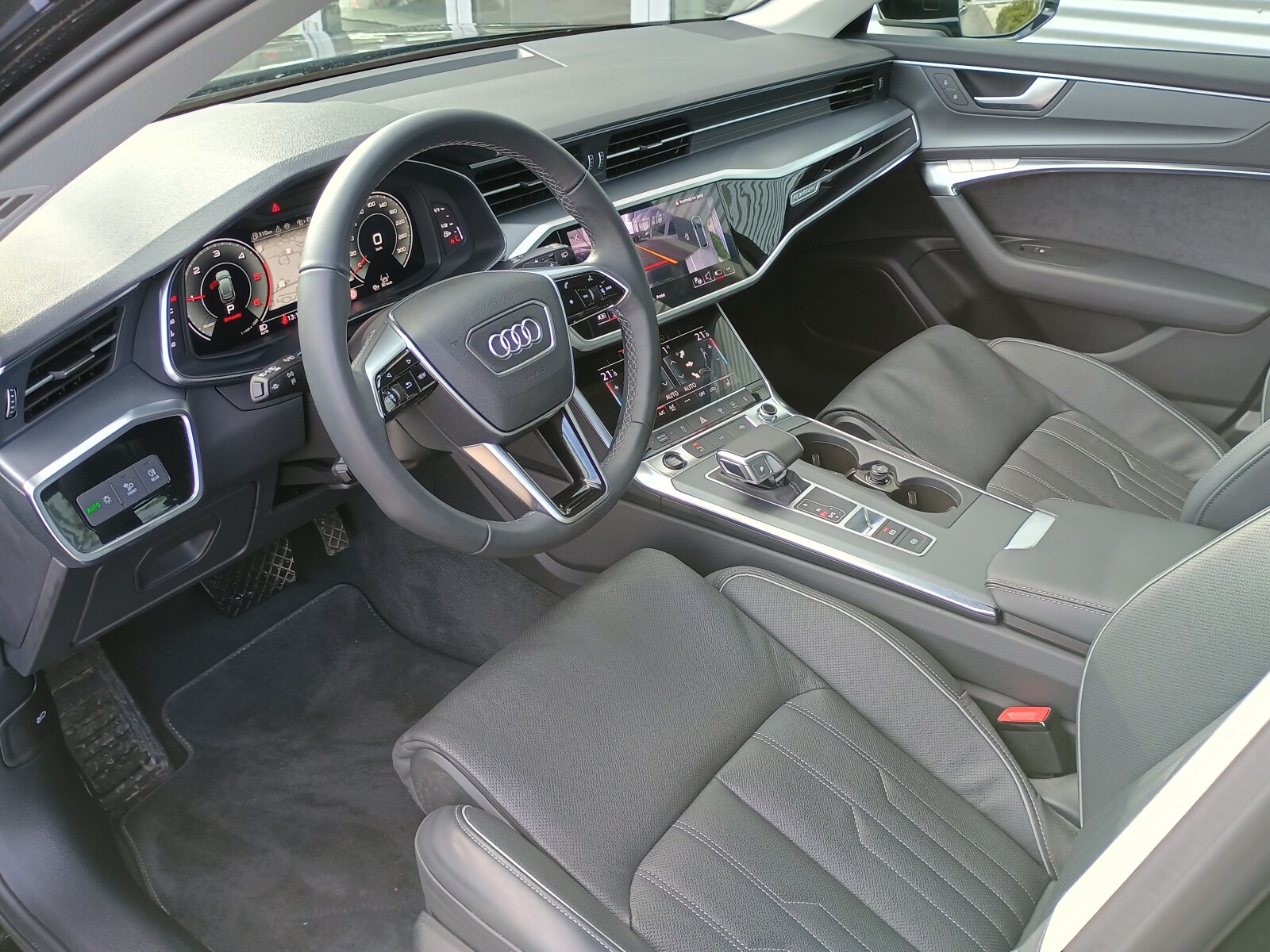 Audi A6 Avant - zdjęcie 21
