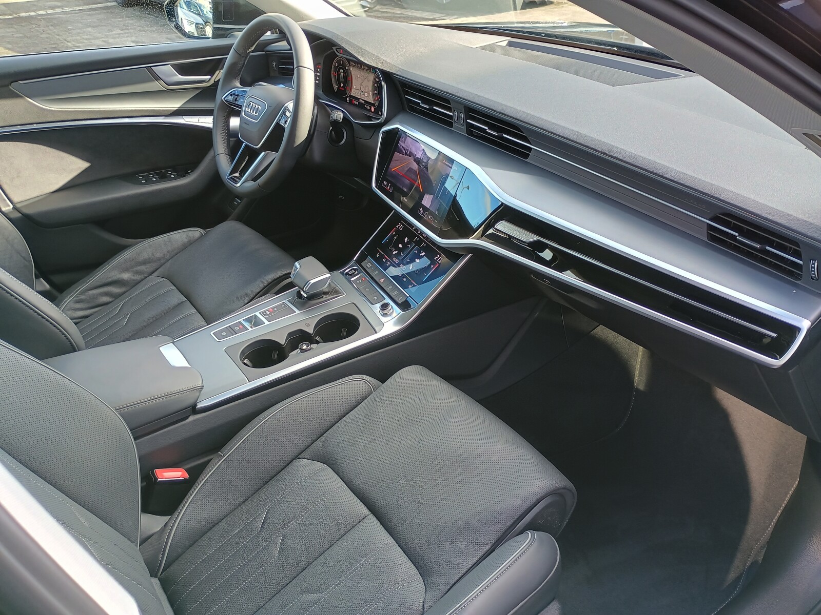 Audi A6 Avant - zdjęcie 23