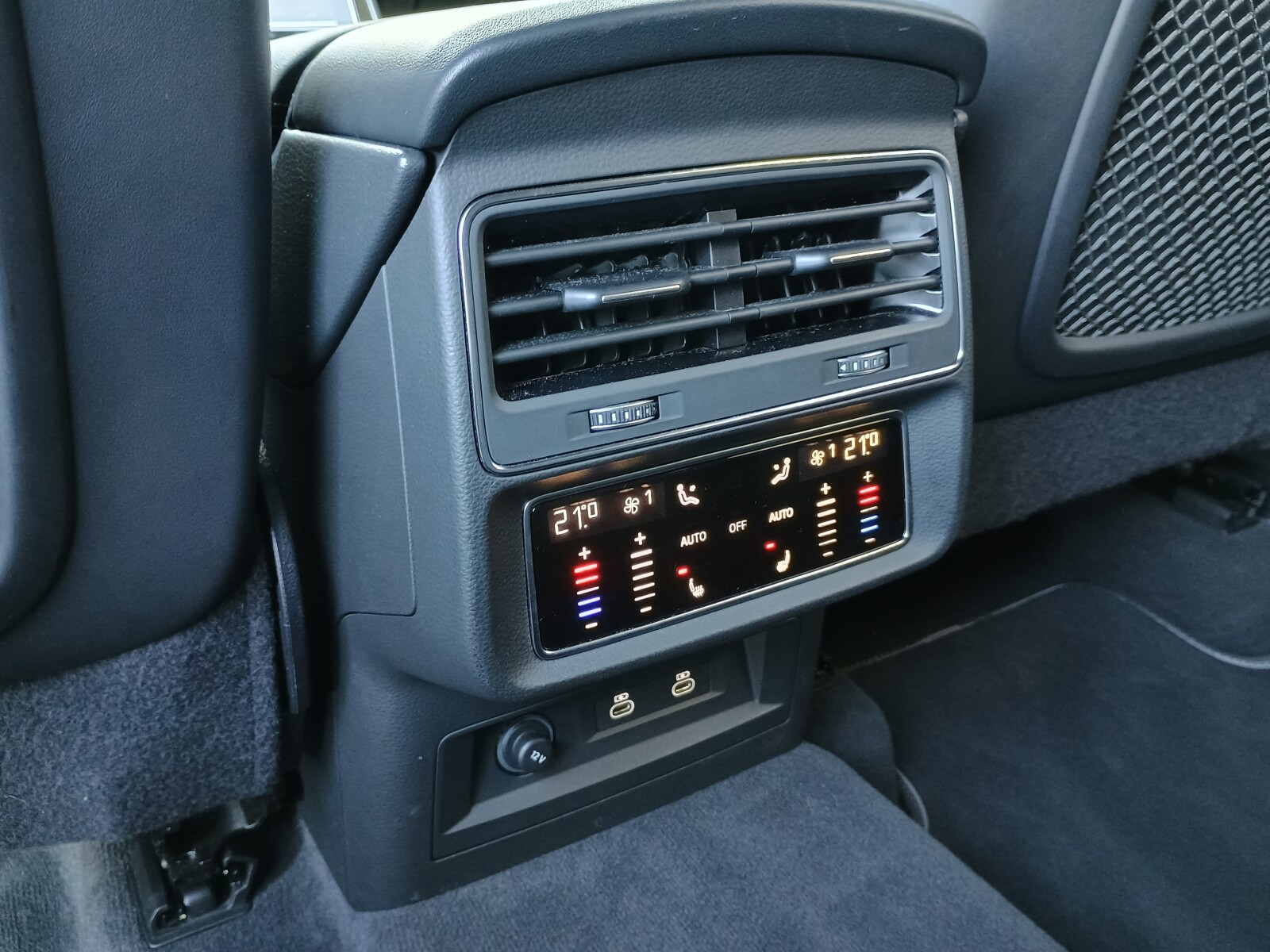 Audi Q7 - zdjęcie 14