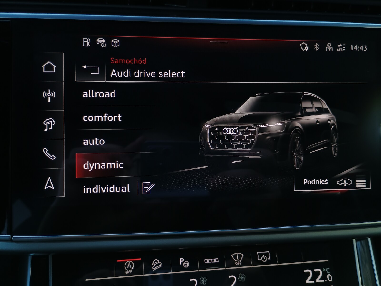 Audi Q7 - zdjęcie 31