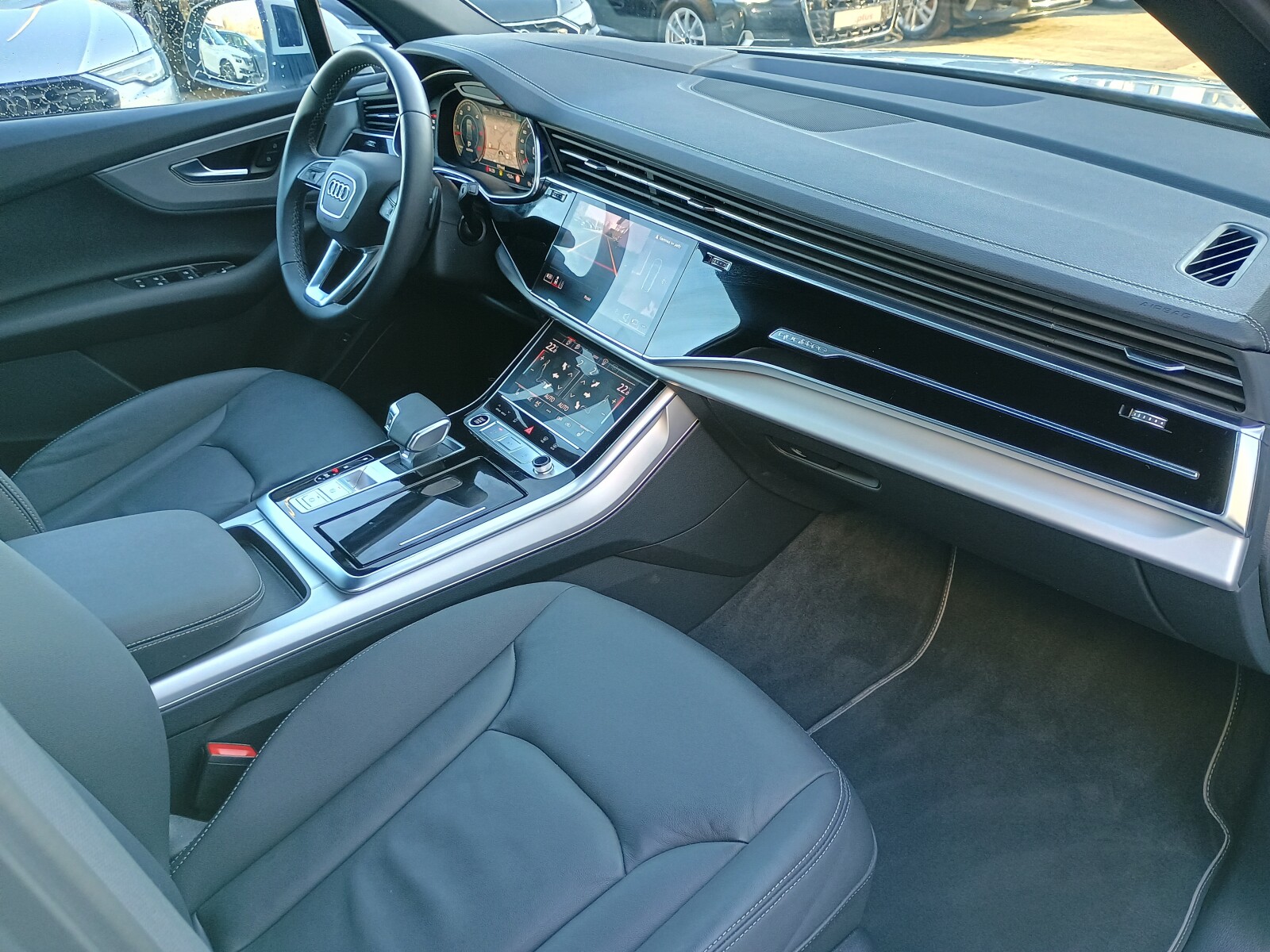Audi Q7 - zdjęcie 24