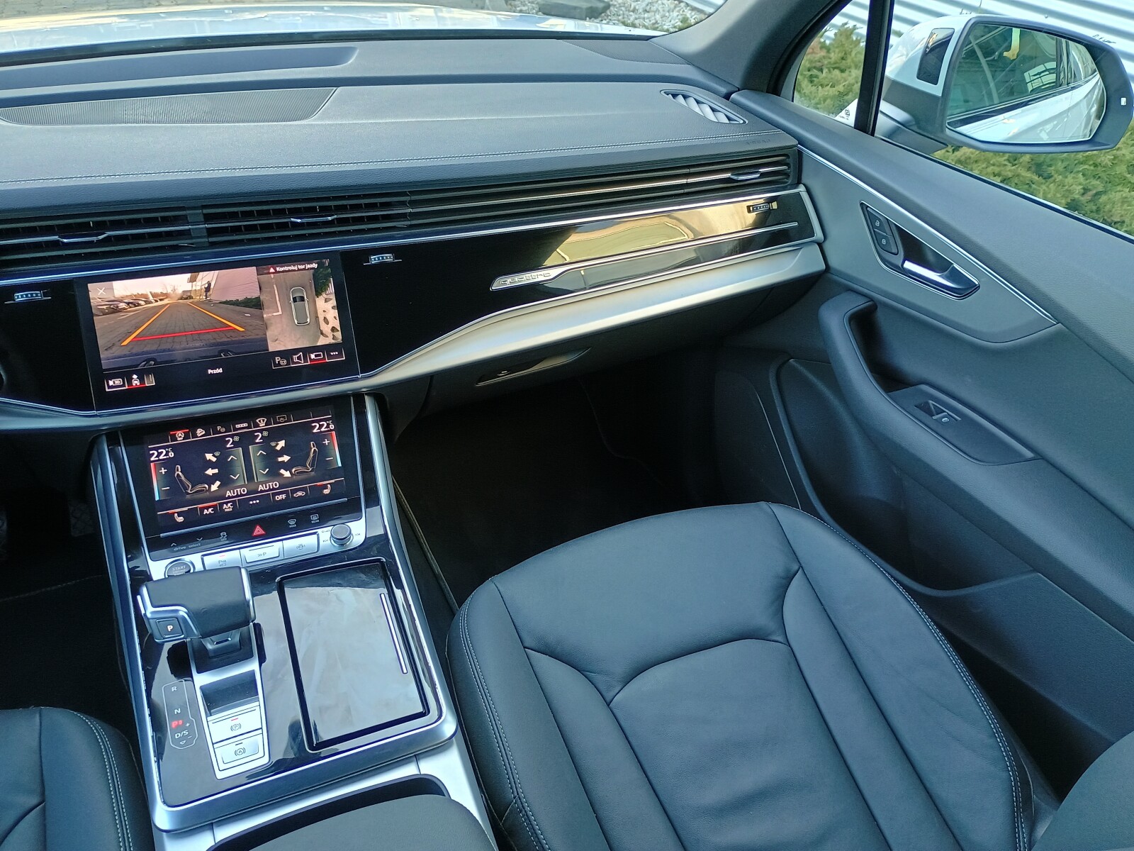 Audi Q7 - zdjęcie 17