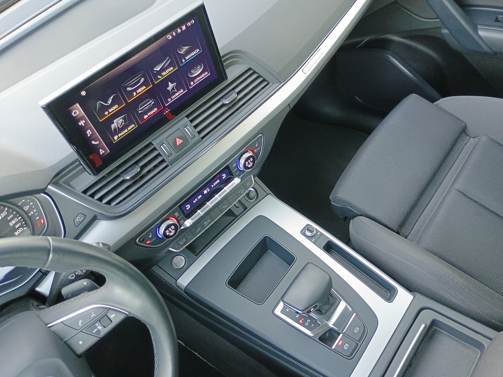 Audi Q5 - zdjęcie 32