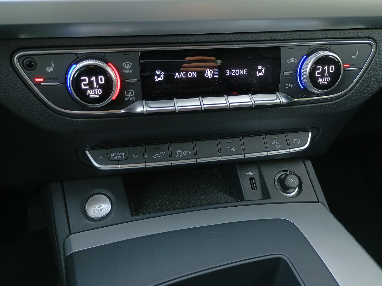 Audi Q5 - zdjęcie 31