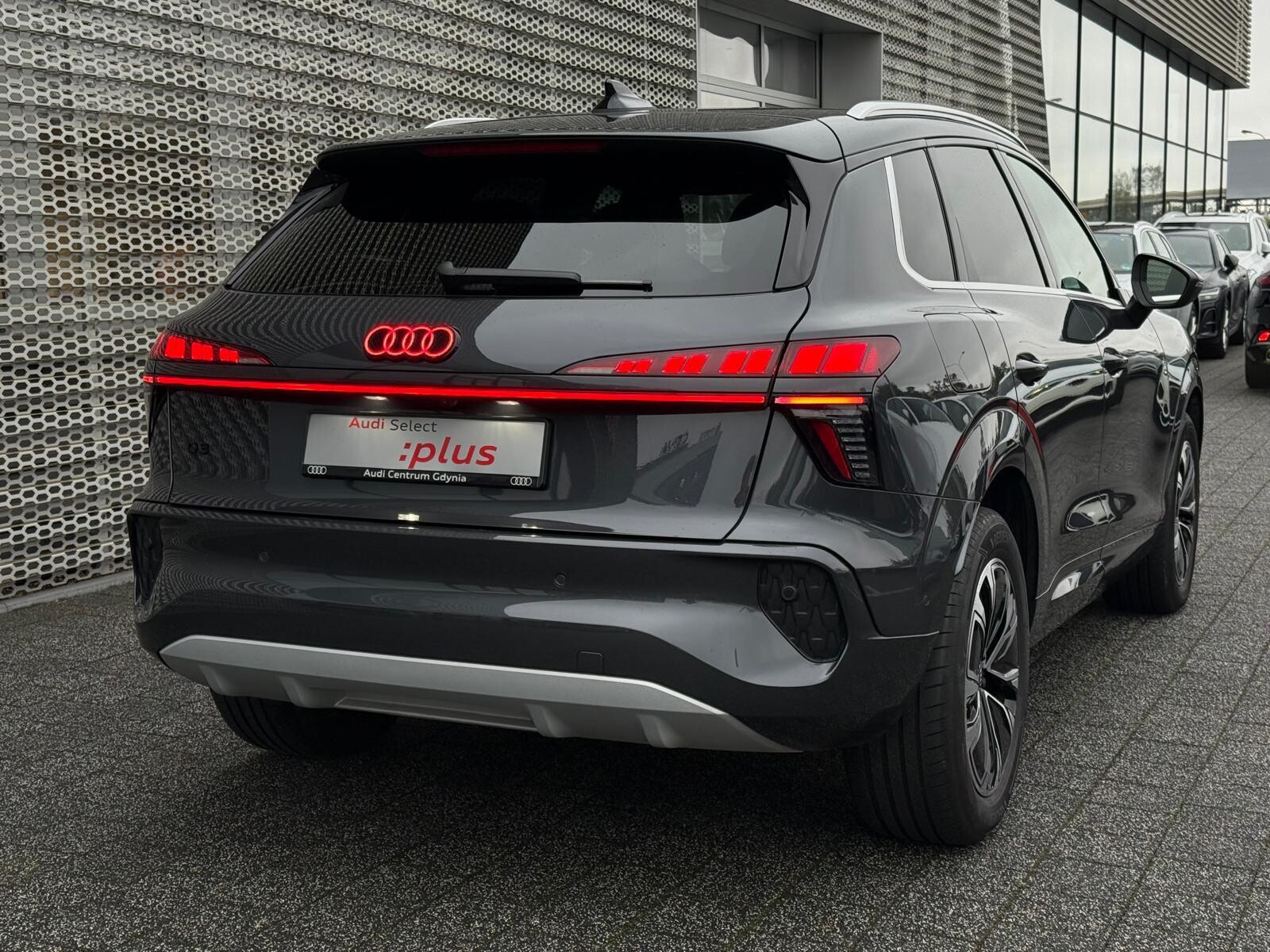Audi Q3 - zdjęcie 11