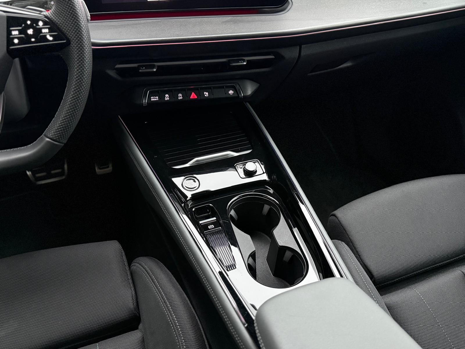 Audi Q3 - zdjęcie 25