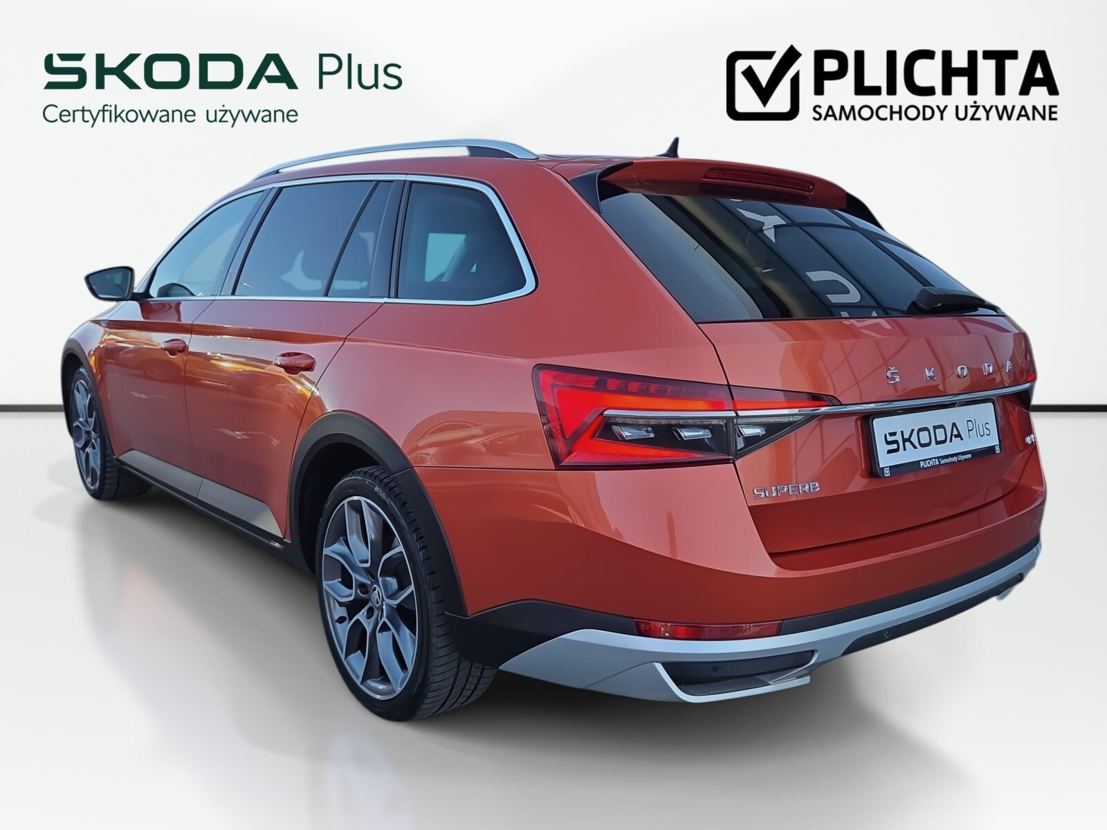Škoda Superb Combi - zdjęcie 8