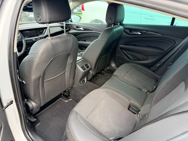 Opel Insignia - zdjęcie 8