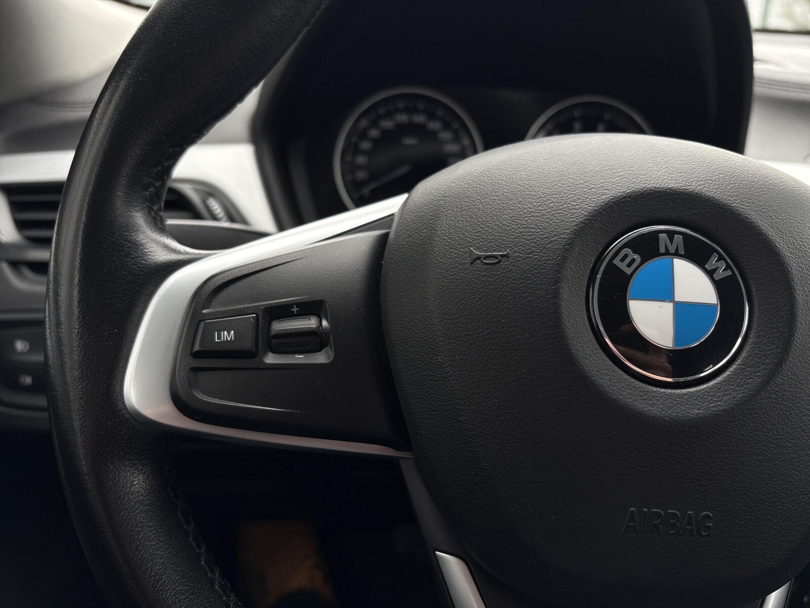BMW X2 - zdjęcie 17