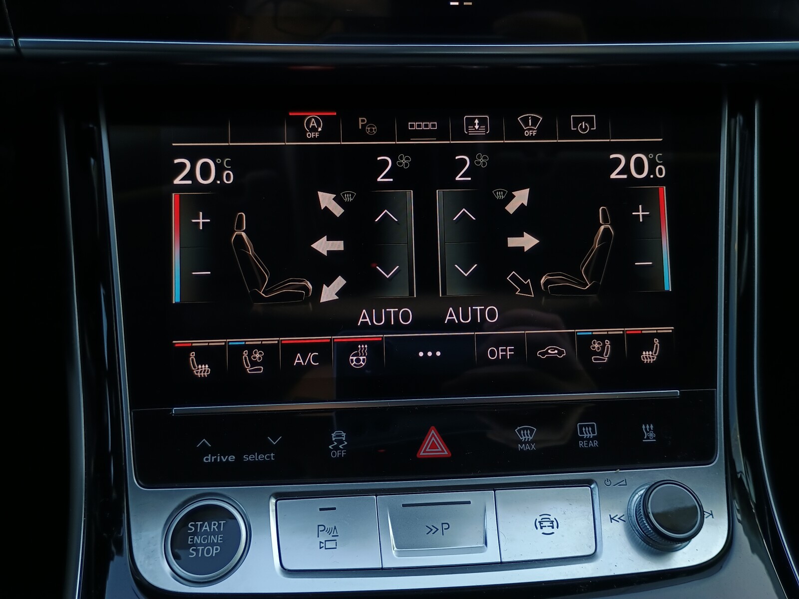Audi A8 - zdjęcie 40