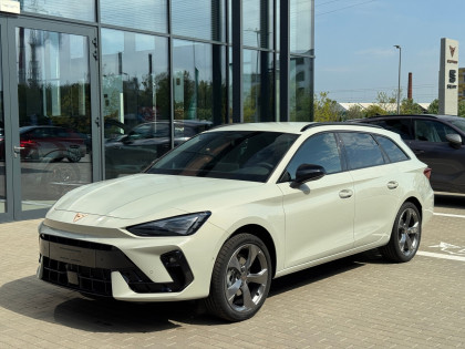 1.5 ETSI 150KM DSG Taiga Grey: Intelligent Drive, Kubełki, Sennheiser