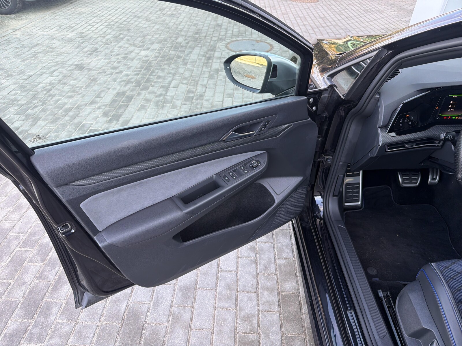 Volkswagen Golf Variant - zdjęcie 10