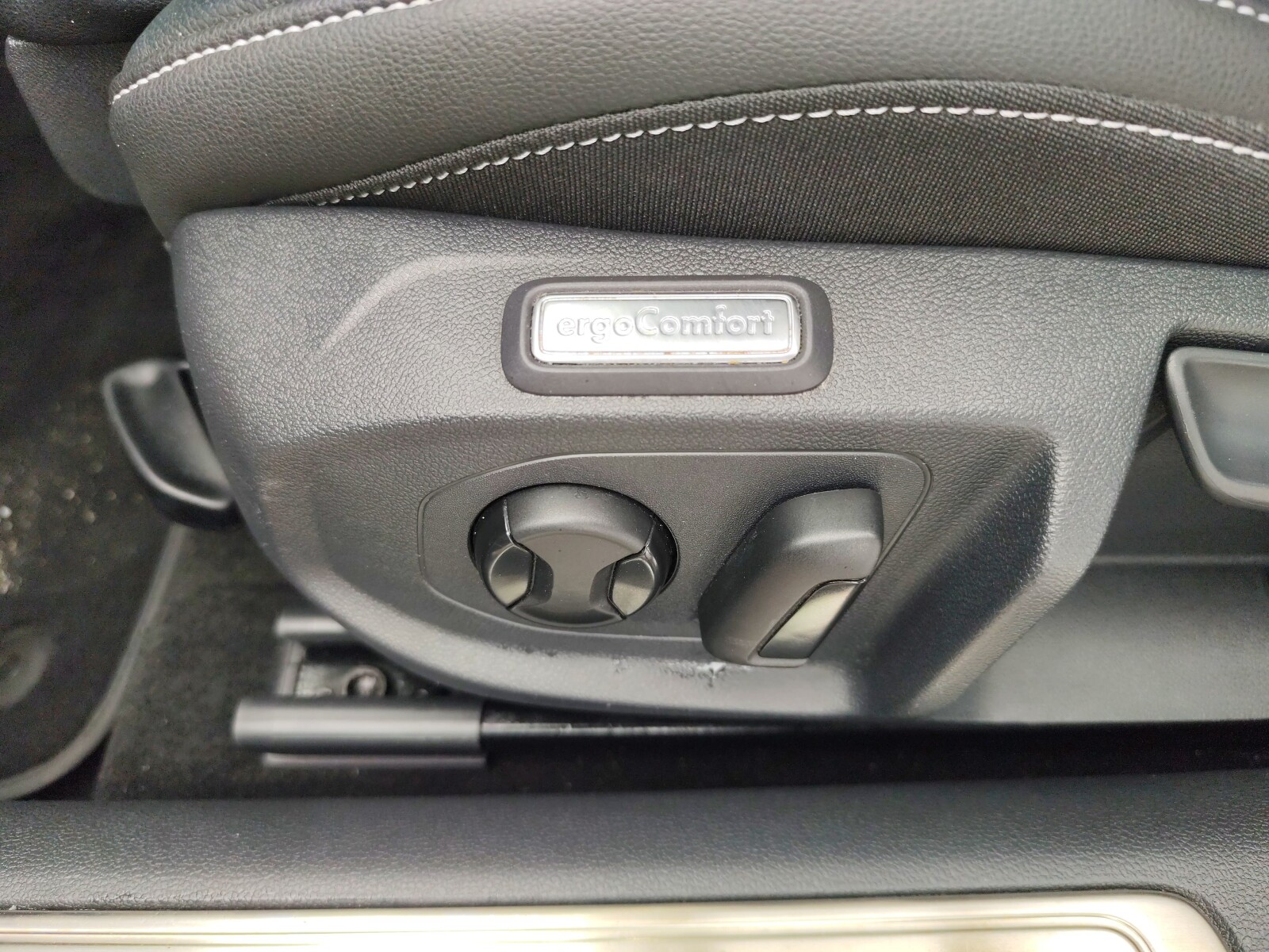 Volkswagen Arteon - zdjęcie 12