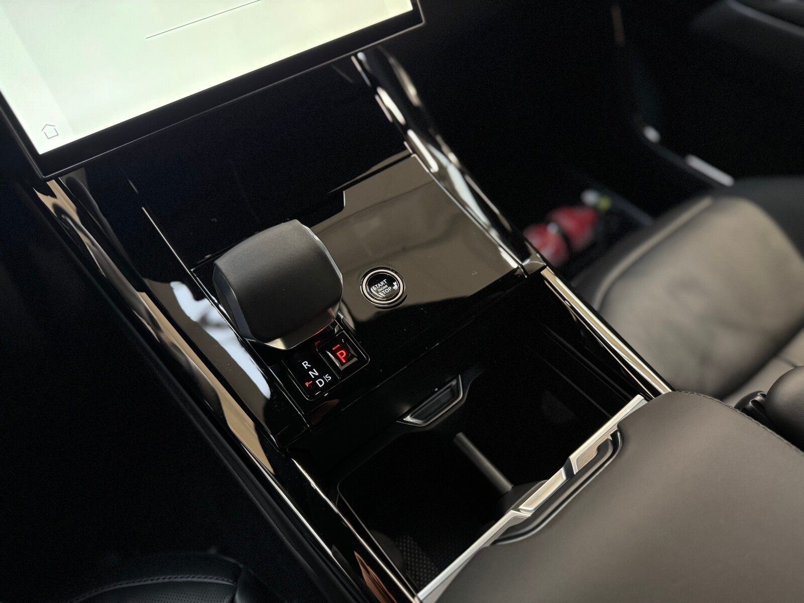 Land Rover Range Rover Sport - zdjęcie 8