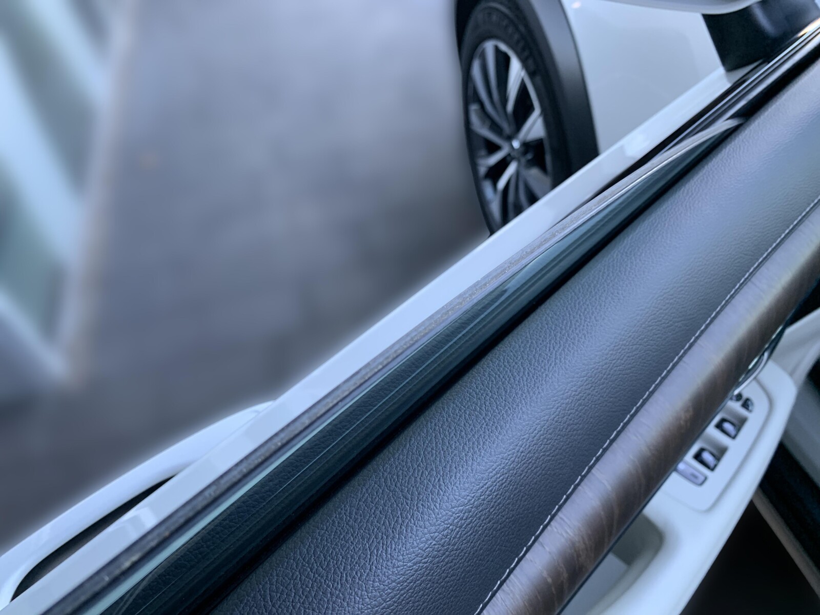 Volvo V90 Cross Country - zdjęcie 34