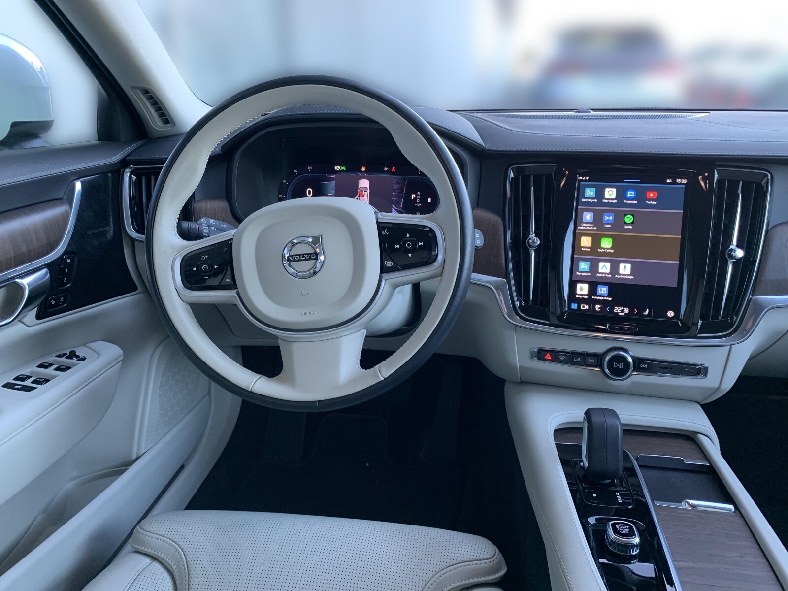 Volvo V90 Cross Country - zdjęcie 16