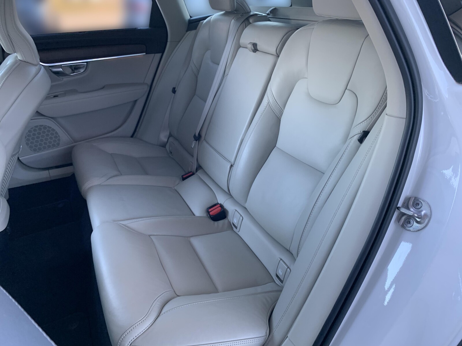 Volvo V90 Cross Country - zdjęcie 12