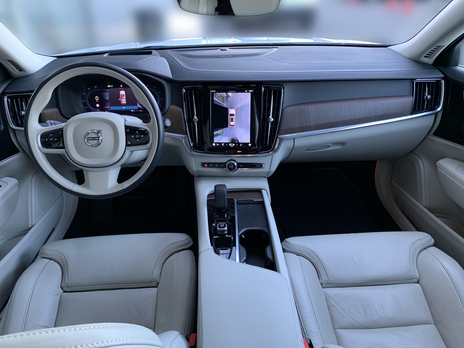 Volvo V90 Cross Country - zdjęcie 15