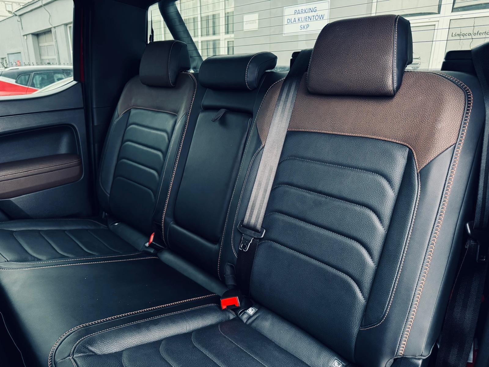 Volkswagen Amarok - zdjęcie 12