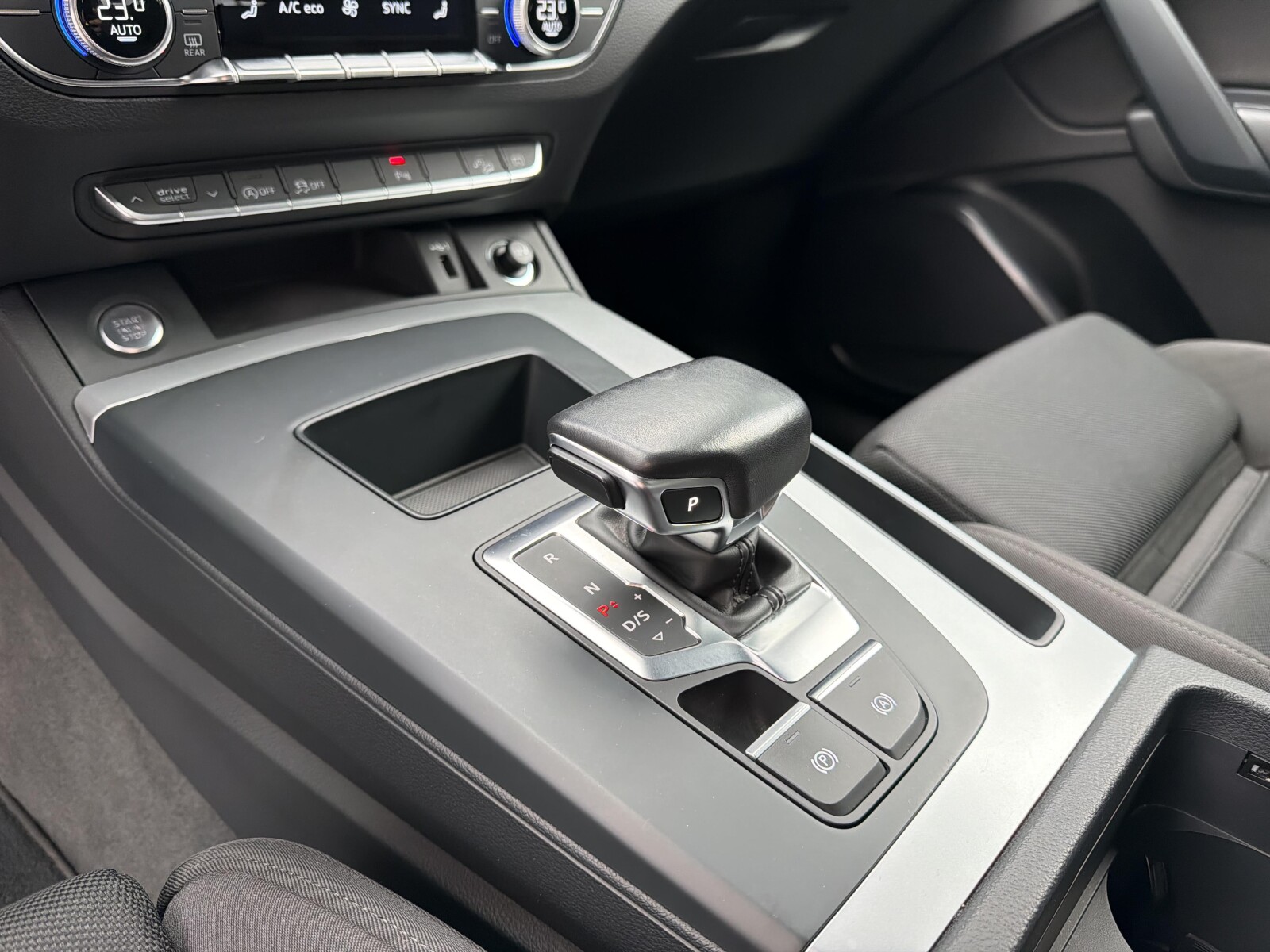 Audi Q5 - zdjęcie 21