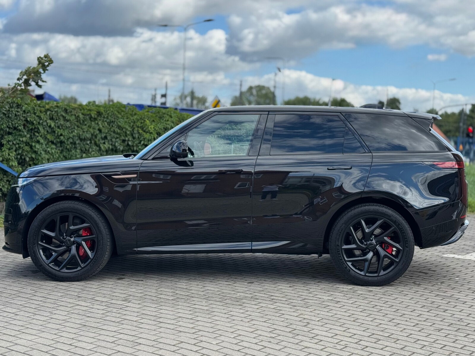 Land Rover Range Rover Sport - zdjęcie 2