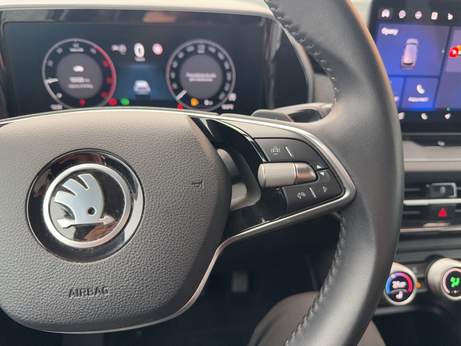 Škoda Kodiaq - zdjęcie 18