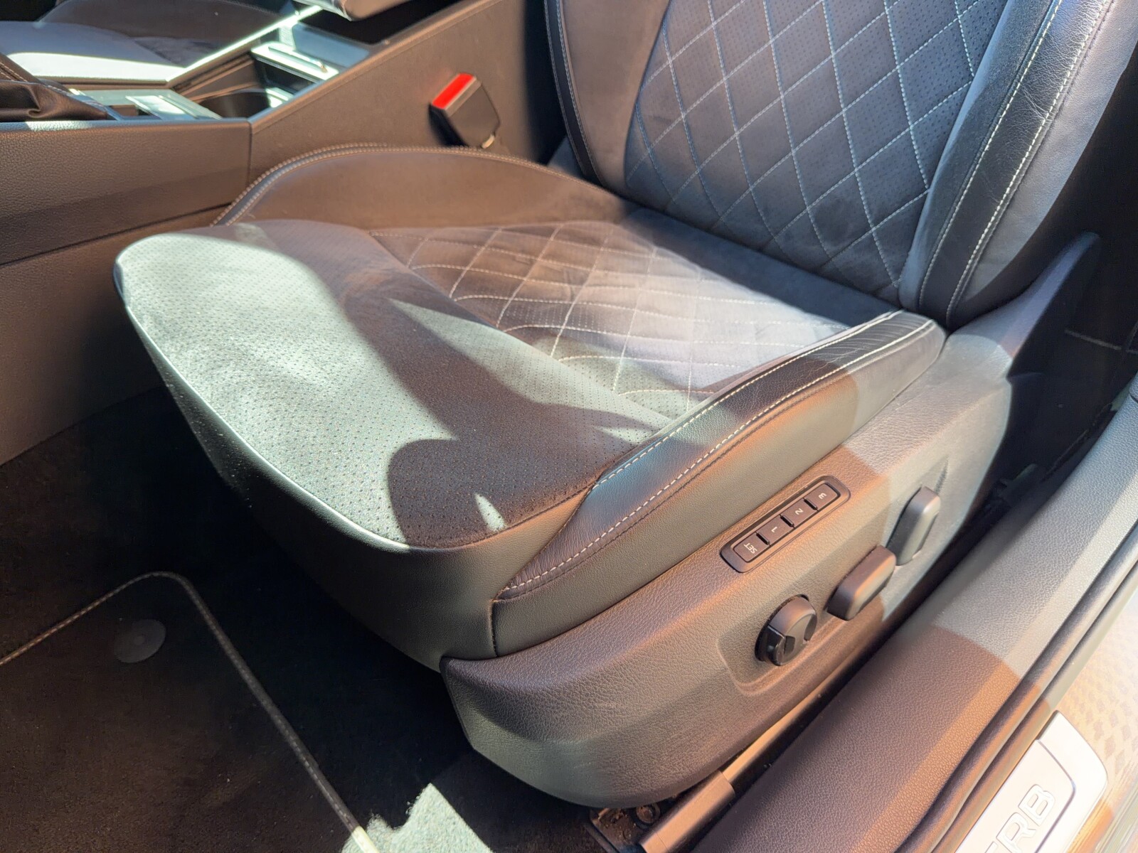 Škoda Superb - zdjęcie 12