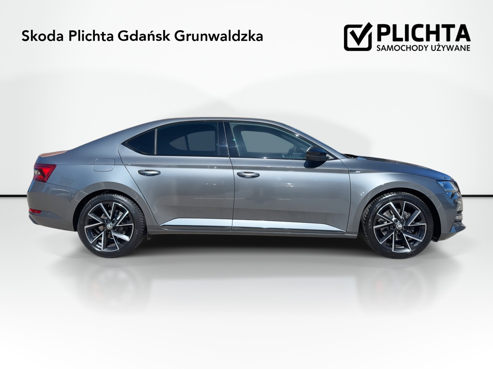 Škoda Superb - zdjęcie 4
