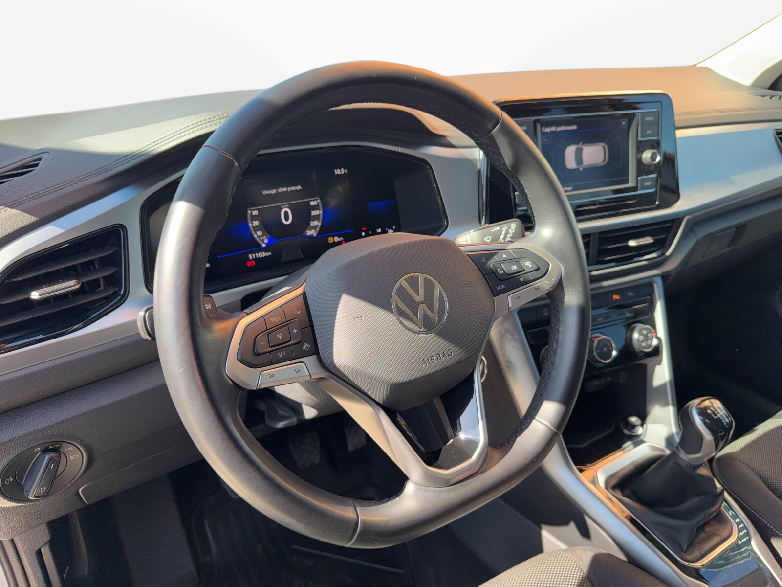 Volkswagen T-Roc - zdjęcie 10