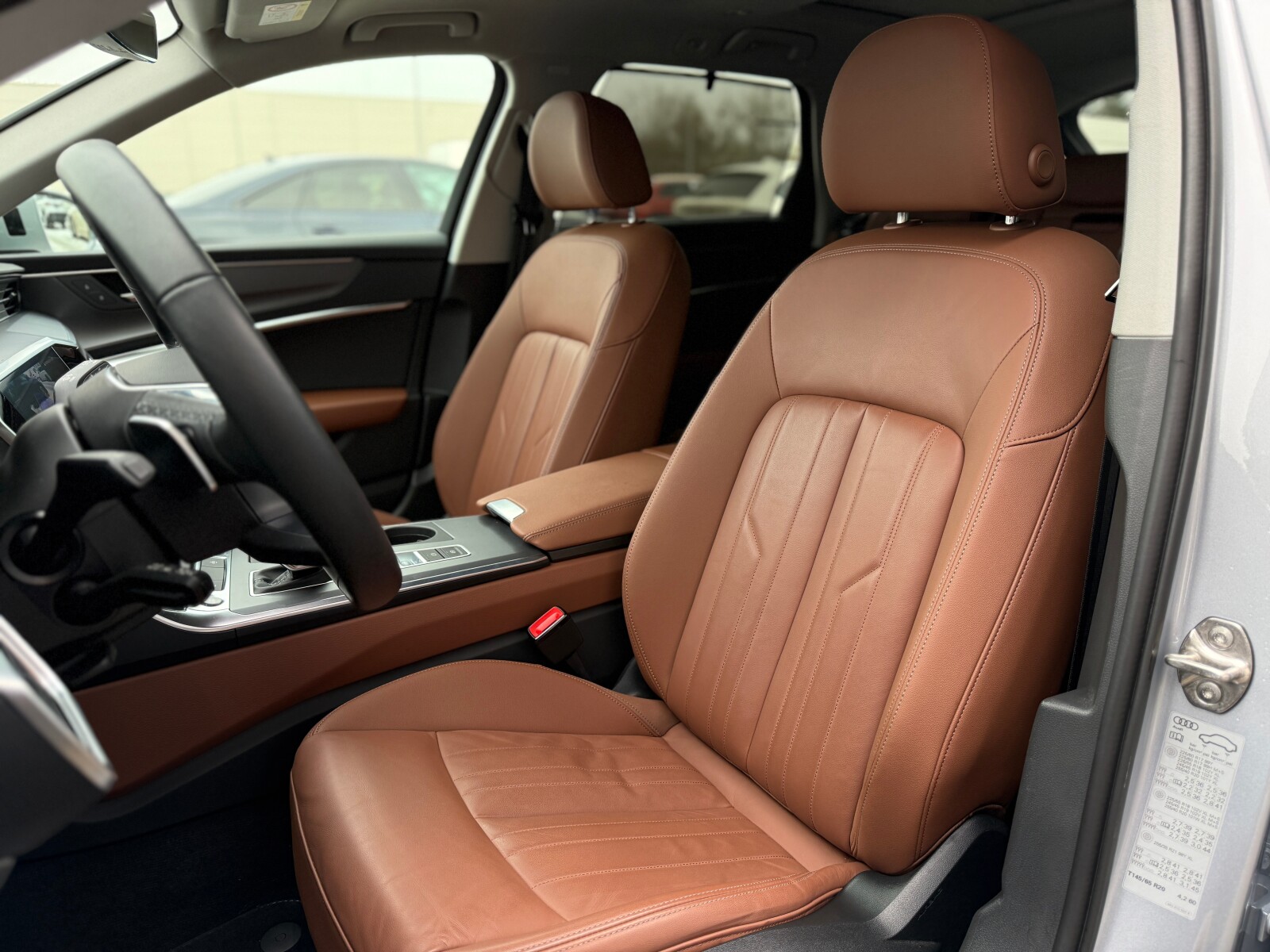 Audi A6 Avant - zdjęcie 14
