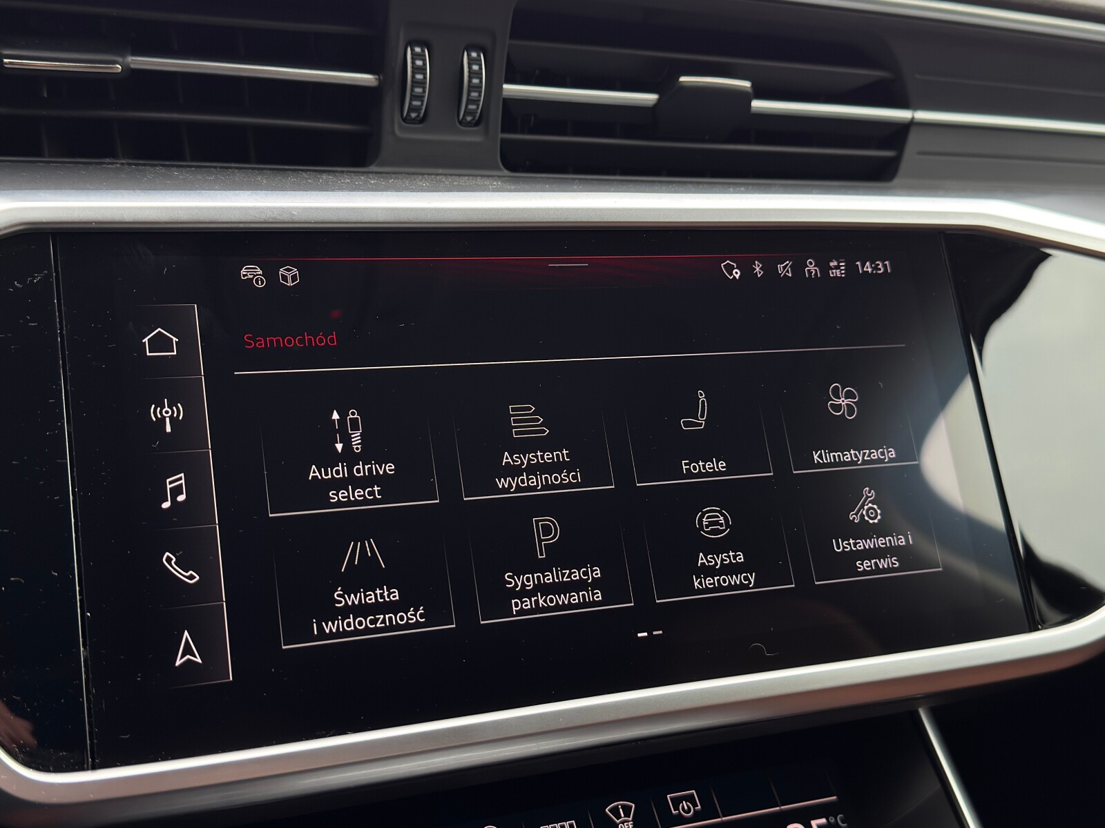 Audi A6 Avant - zdjęcie 31