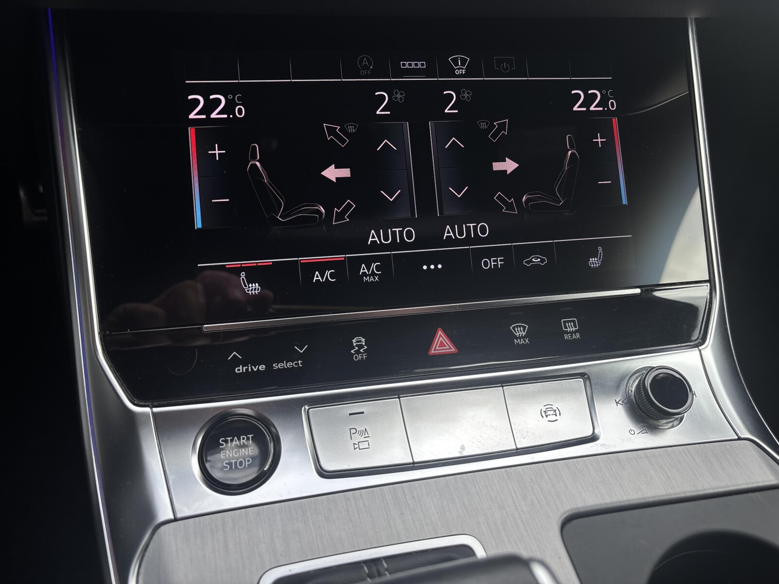 Audi A6 Avant - zdjęcie 17