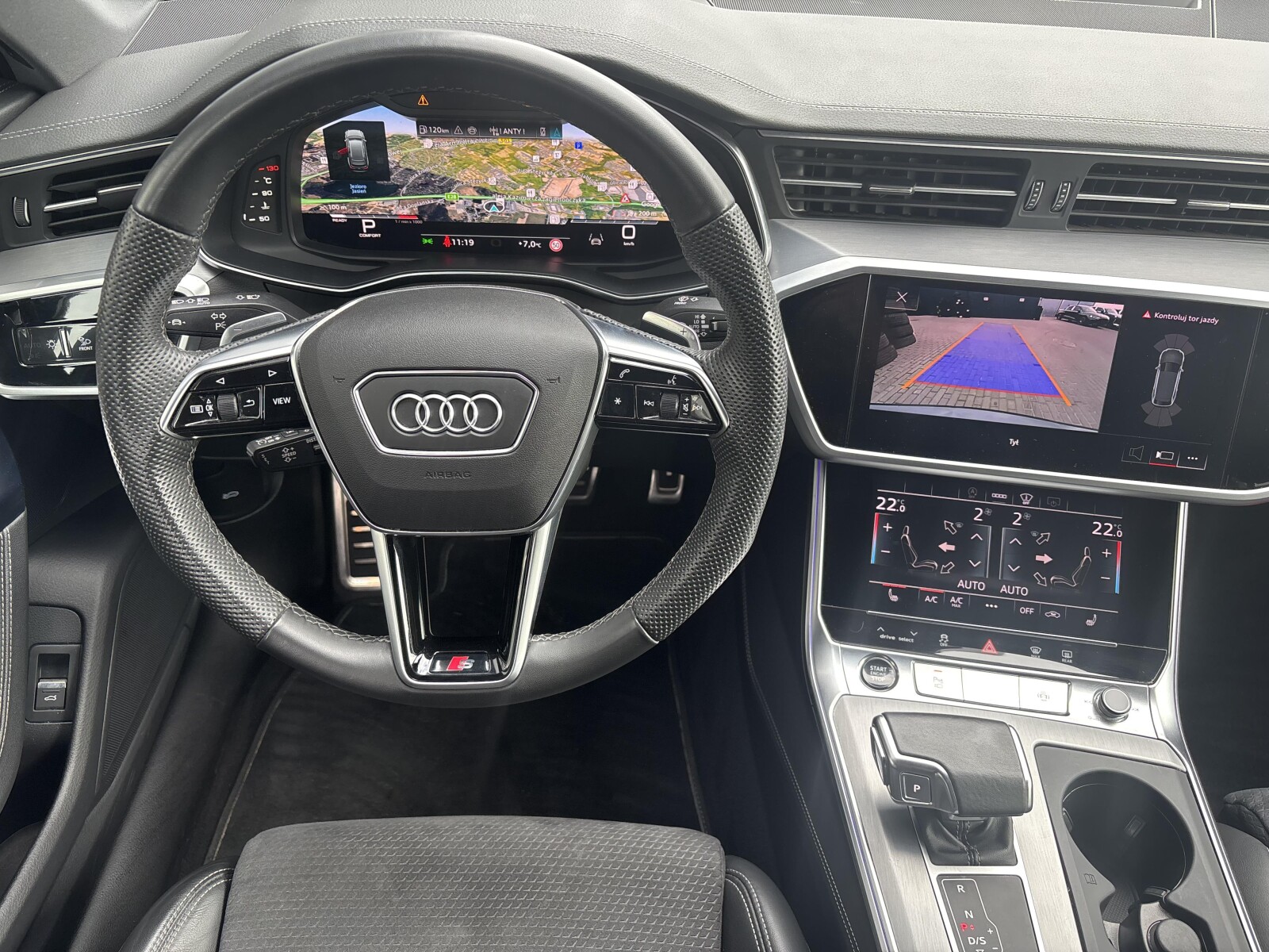 Audi A6 Avant - zdjęcie 10