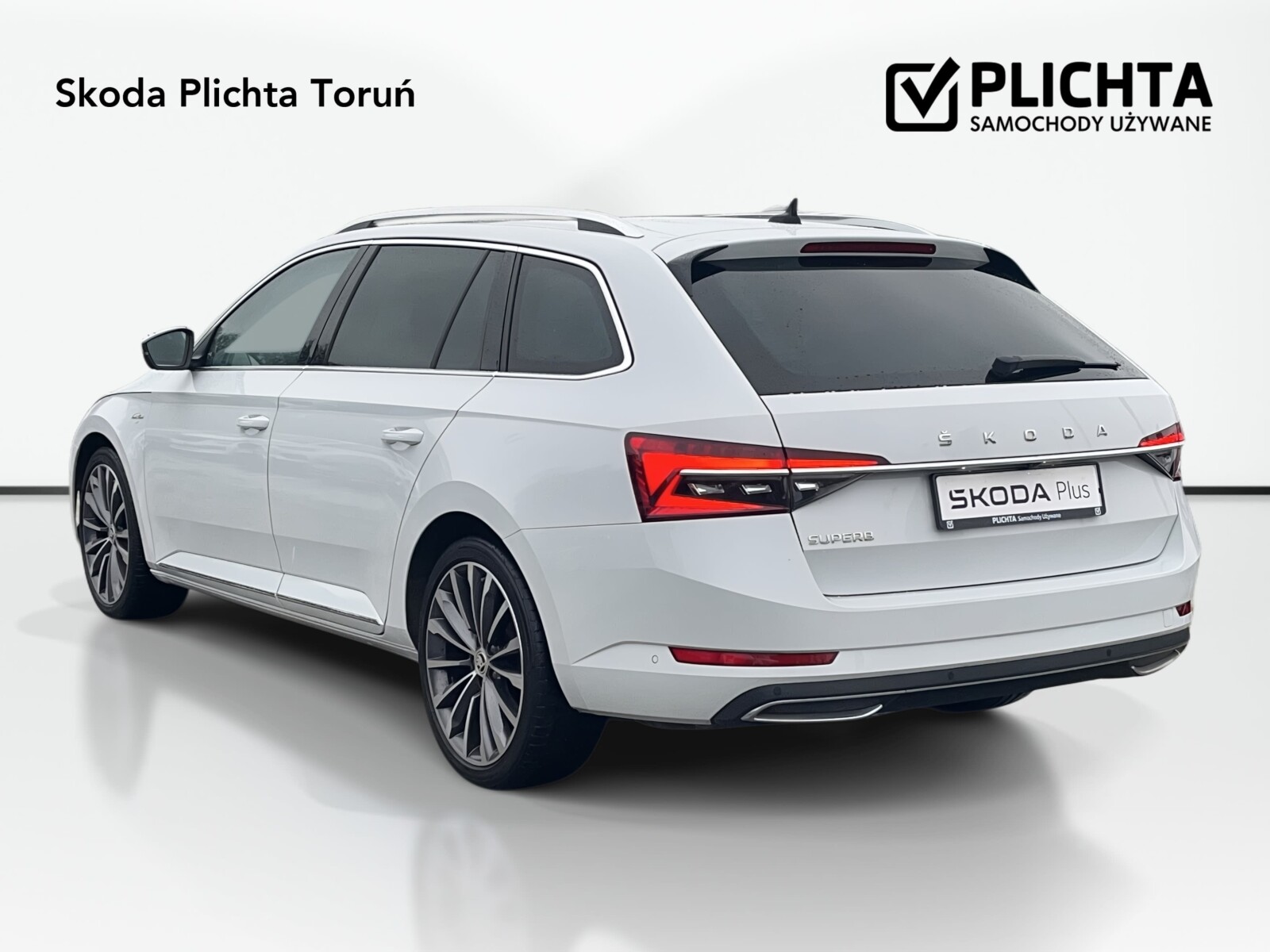 Škoda Superb Combi - zdjęcie 7