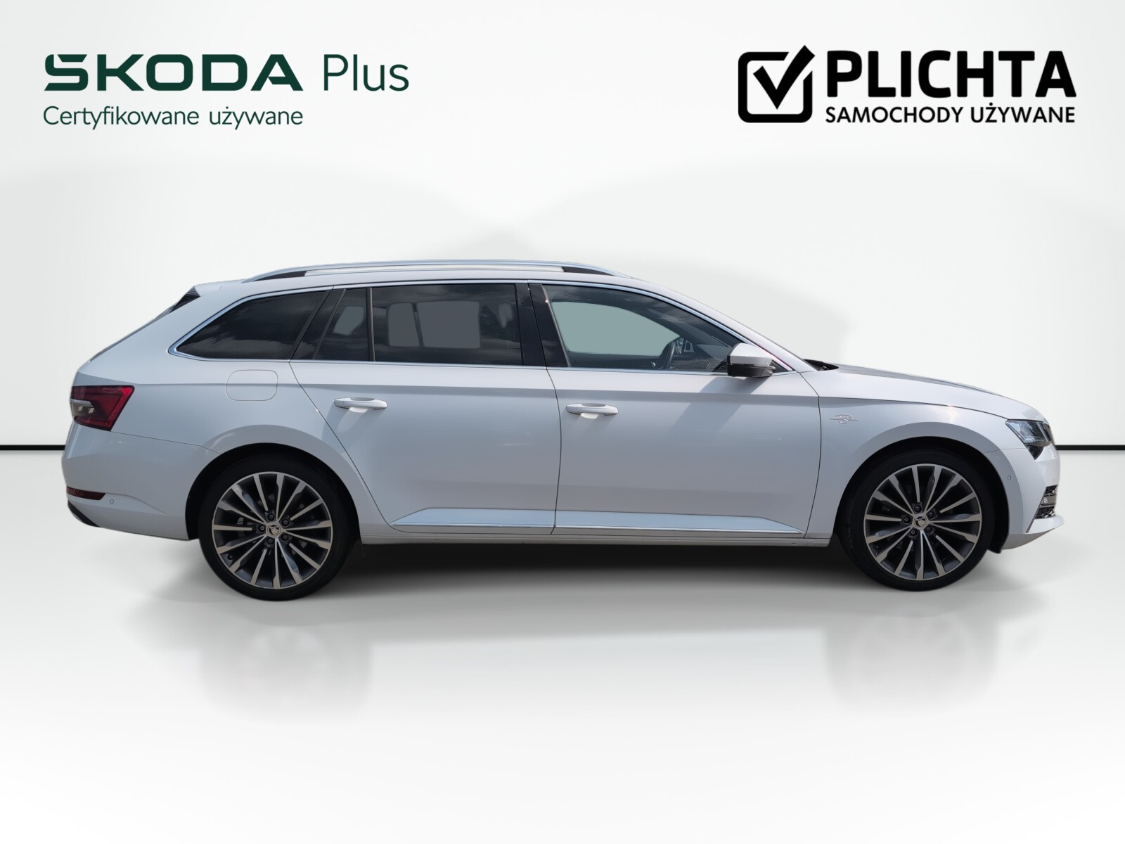 Škoda Superb Combi - zdjęcie 4