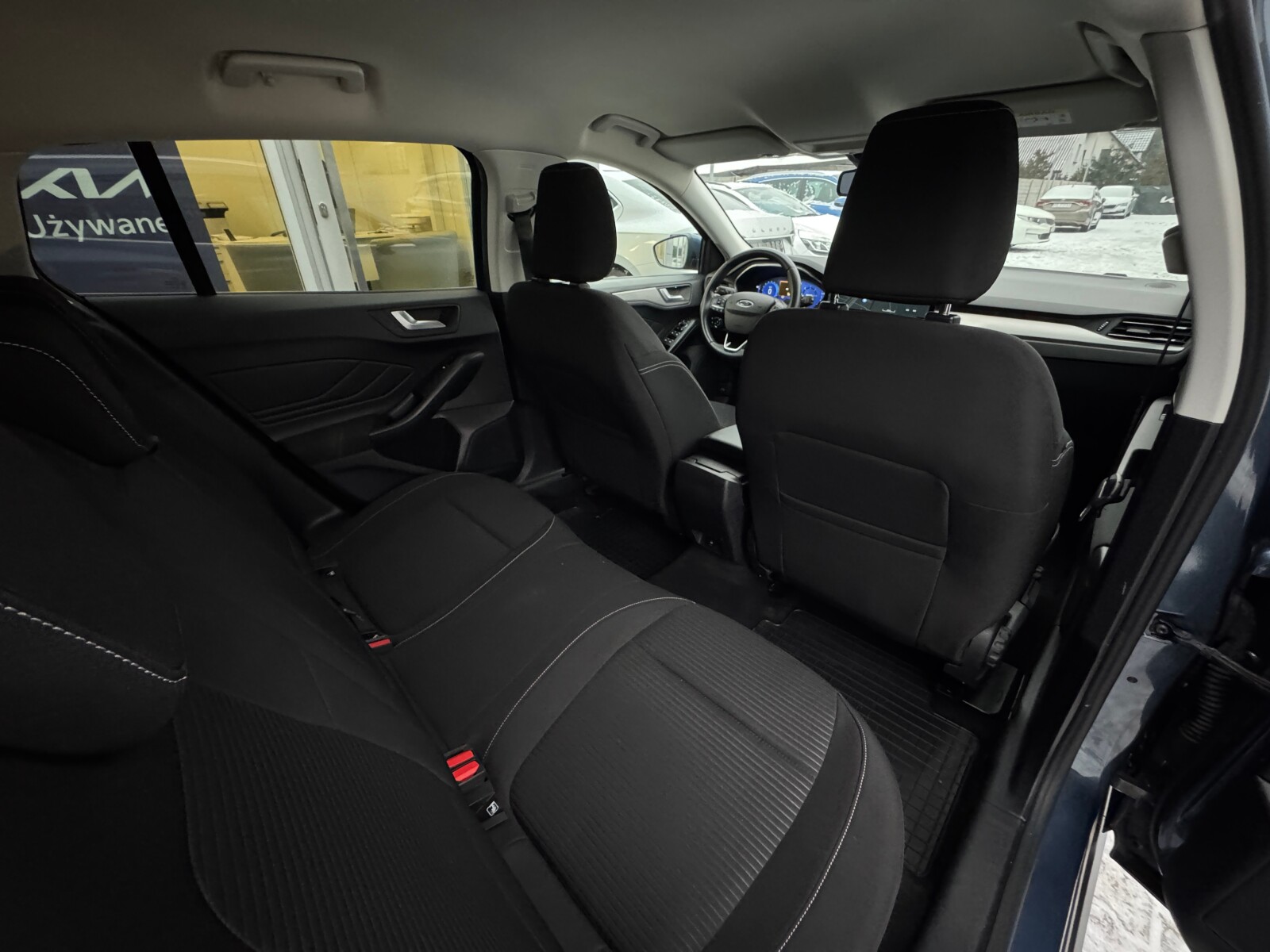 Ford Focus - zdjęcie 13
