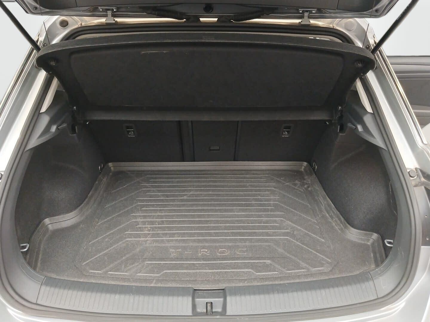 Volkswagen T-Roc - zdjęcie 31