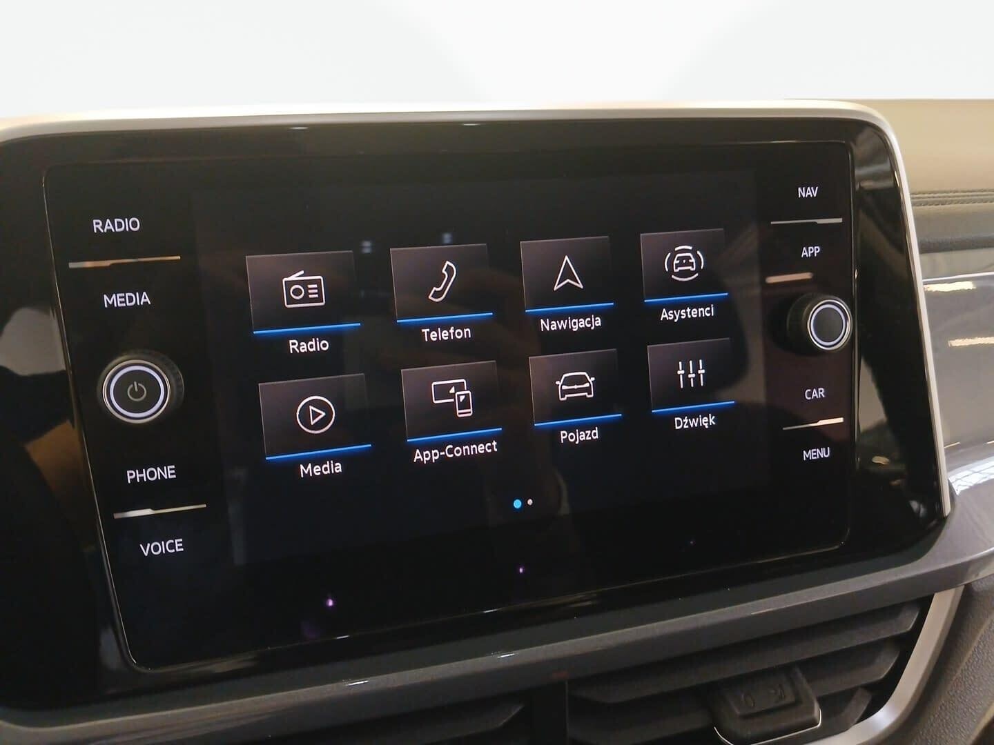 Volkswagen T-Roc - zdjęcie 16