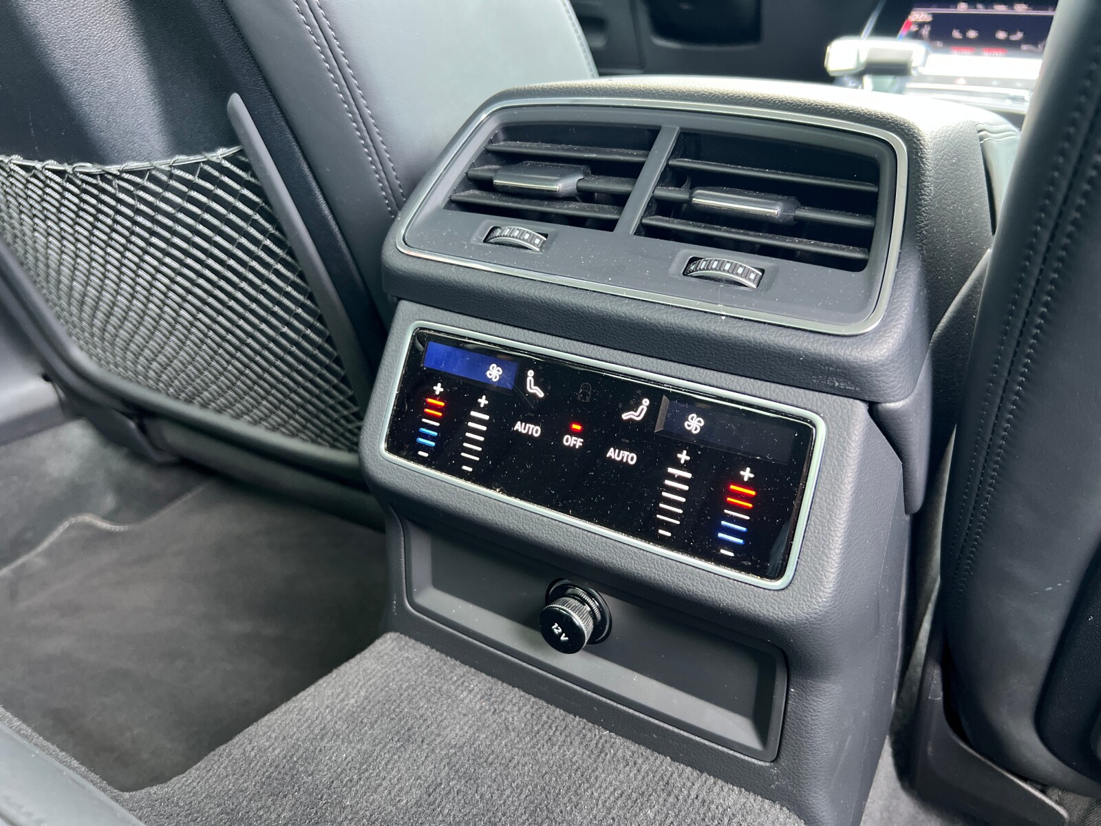 Audi A6 Limousine - zdjęcie 21