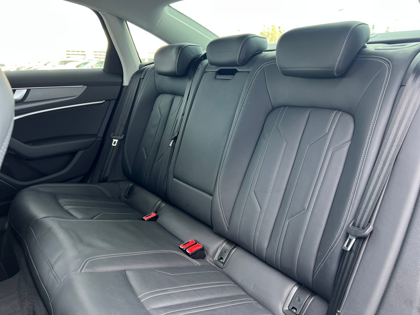 Audi A6 Limousine - zdjęcie 13