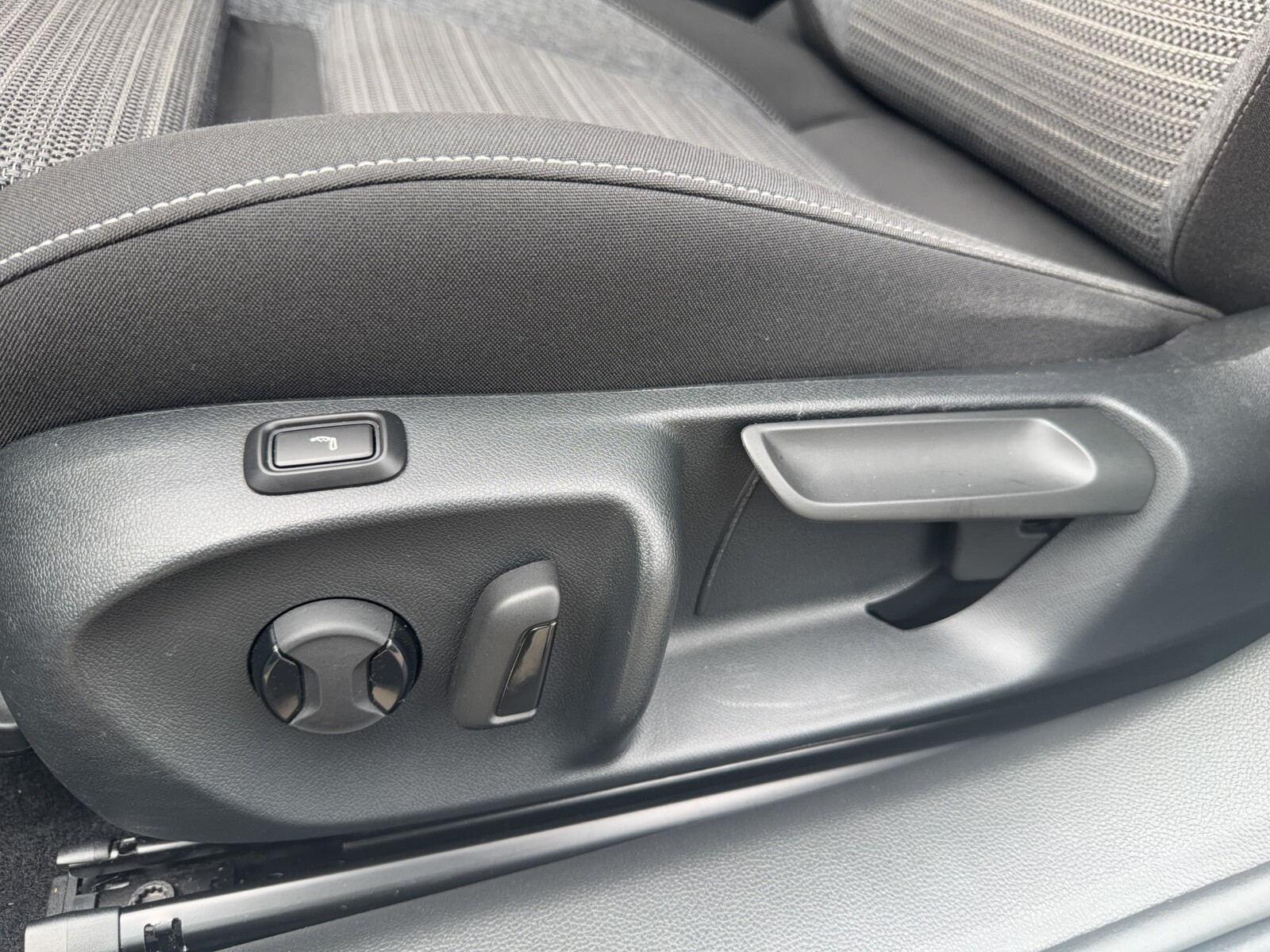 Škoda Superb - zdjęcie 14