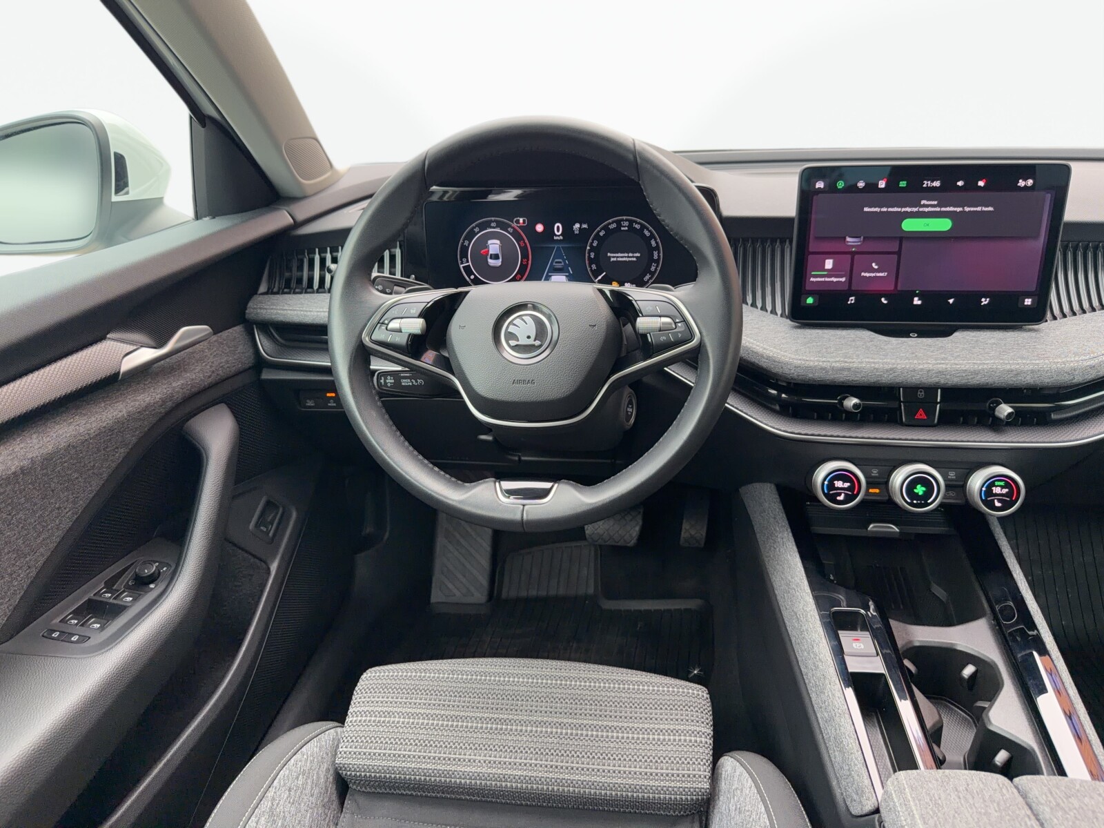 Škoda Superb - zdjęcie 20