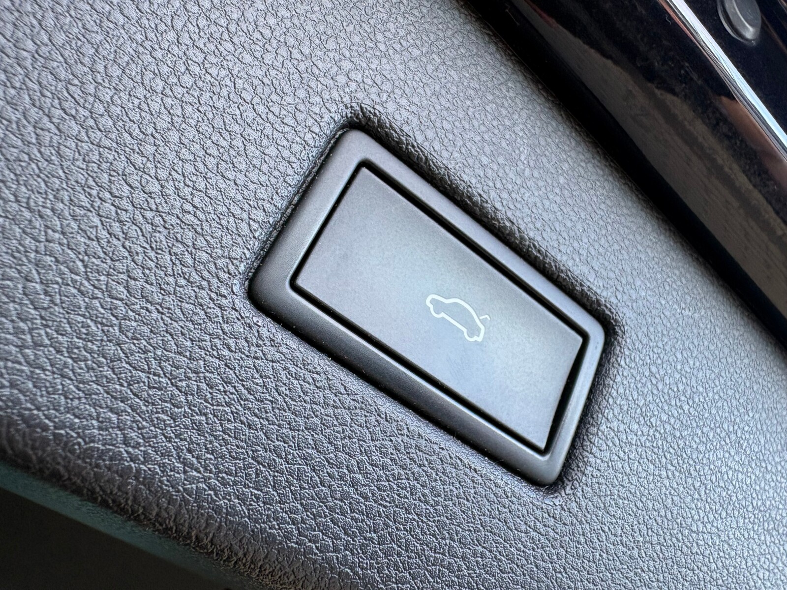 Volkswagen Tiguan - zdjęcie 19