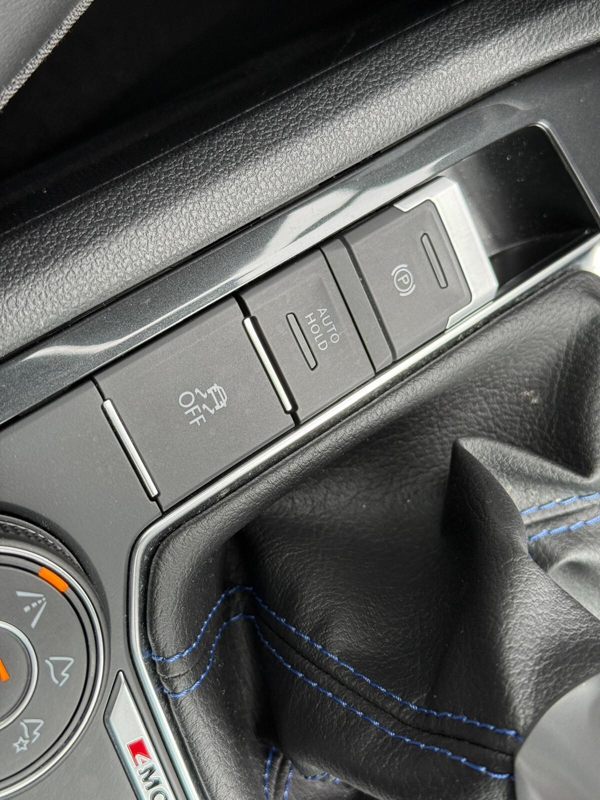 Volkswagen Tiguan - zdjęcie 34
