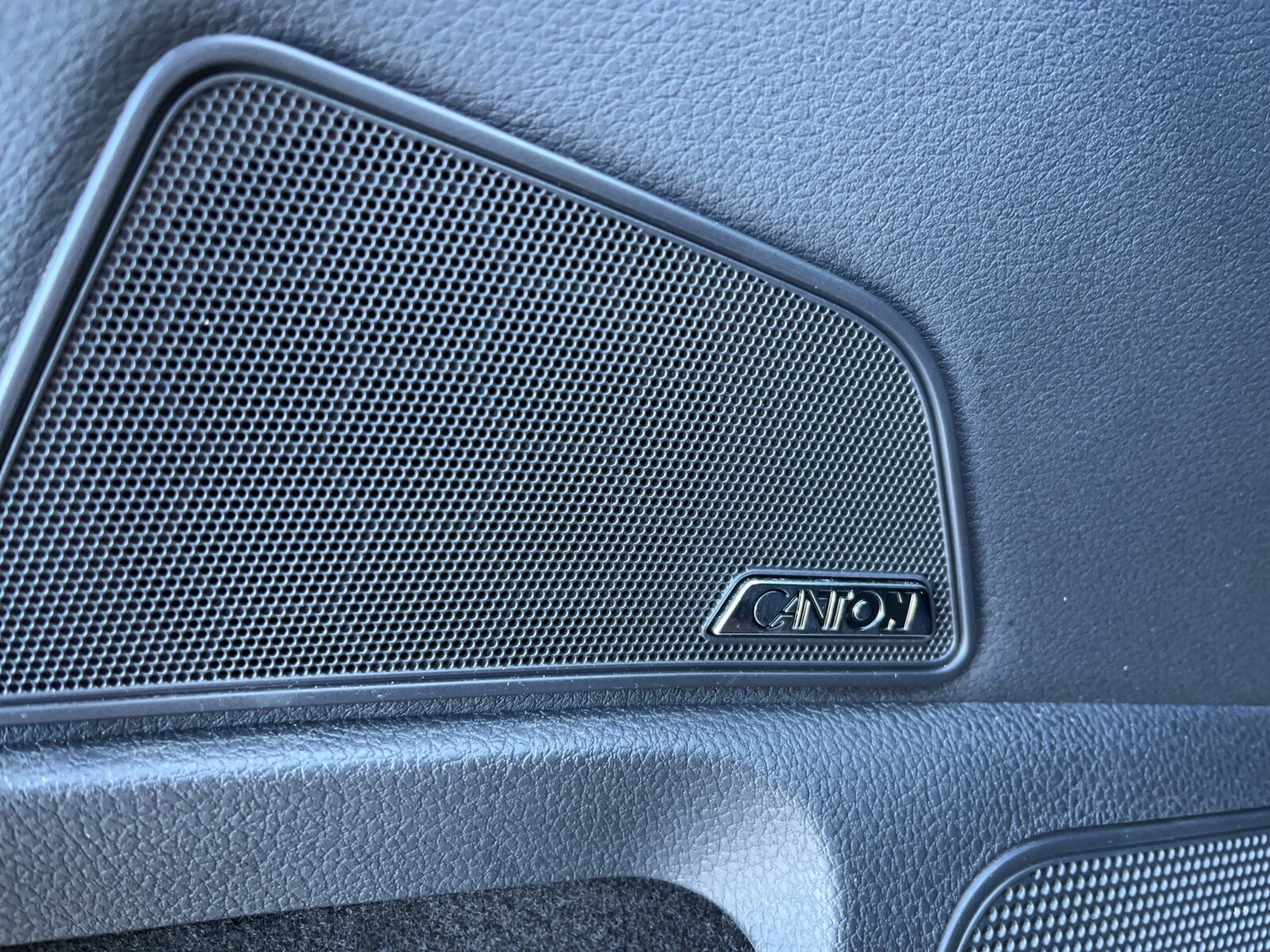 Škoda Superb Combi - zdjęcie 34
