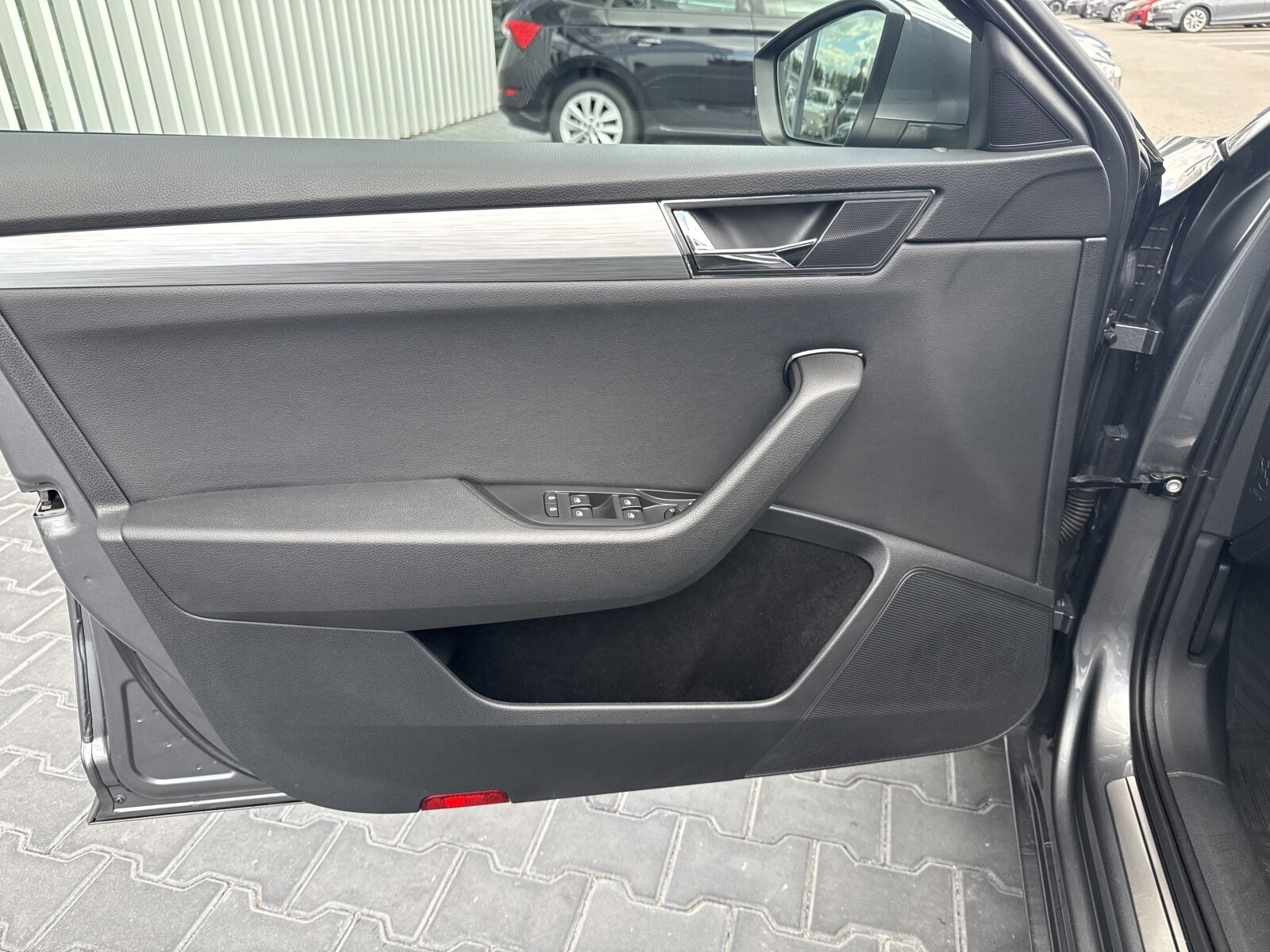 Škoda Superb - zdjęcie 10