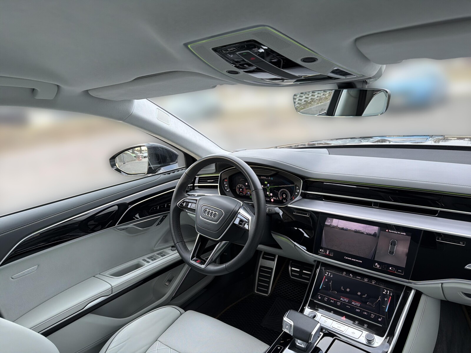 Audi A8 - zdjęcie 16