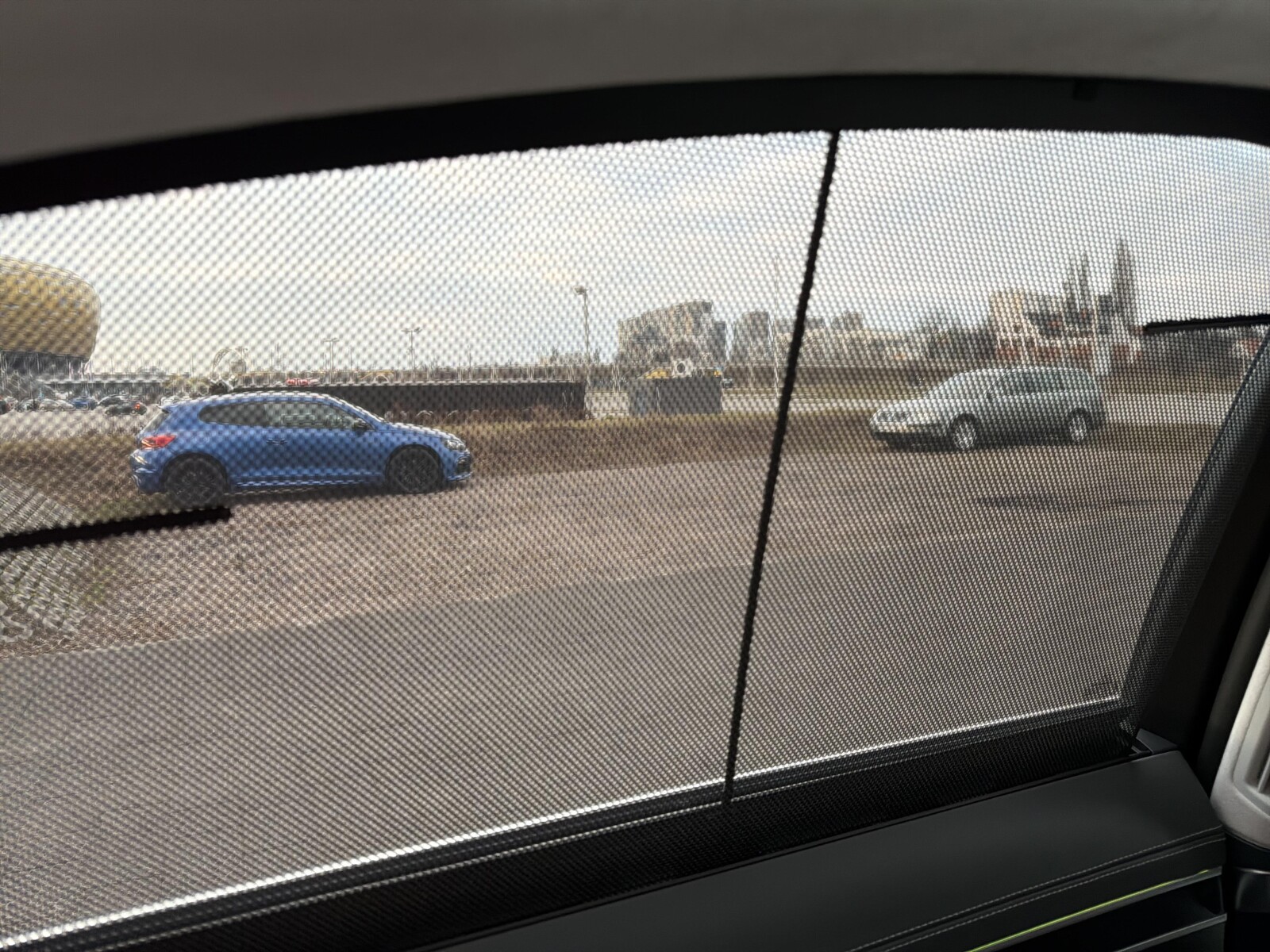 Audi A8 - zdjęcie 22